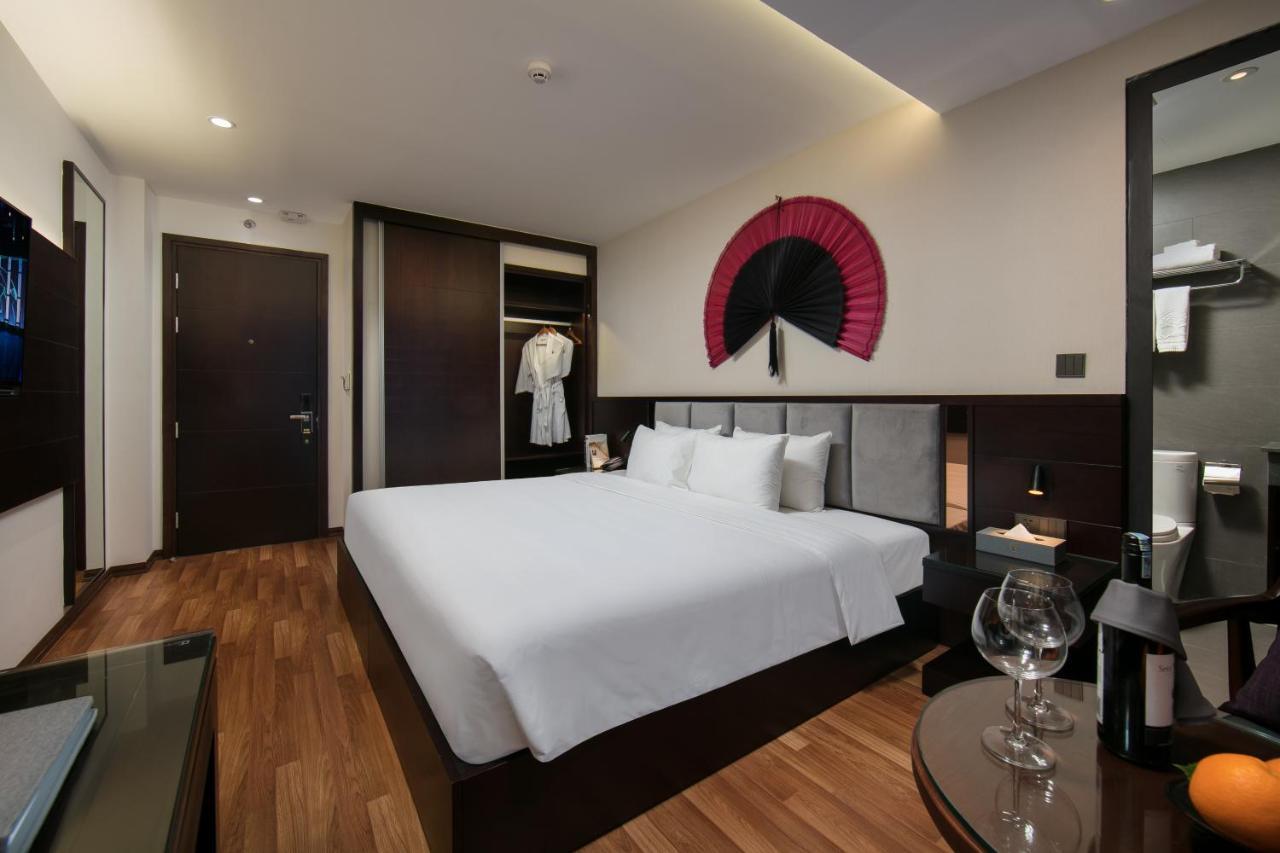 Hanoi Fiesta Hotel & Spa Zewnętrze zdjęcie